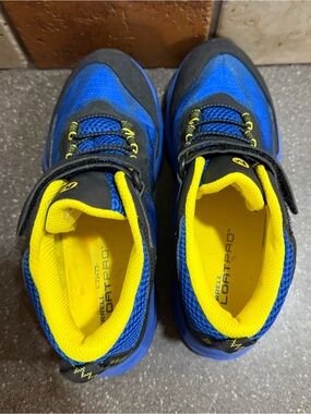 Merrell Kids Blue and Yellow Trail Sneakers size 3